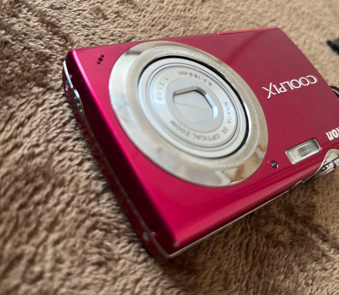 Nikon ニコン　COOLPIX S230 クールピクセル　デジカメ　コンデジ