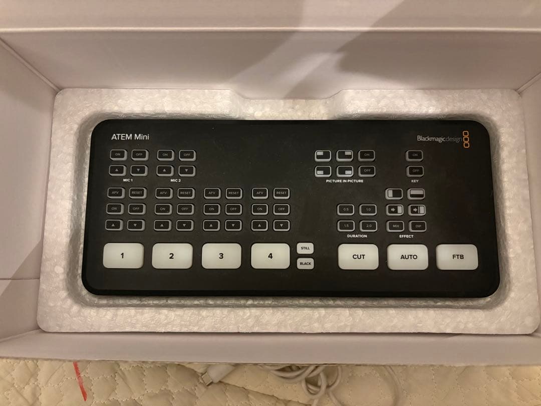 [箱付属品]Blackmagic Design ATEM Mini スイッチャー