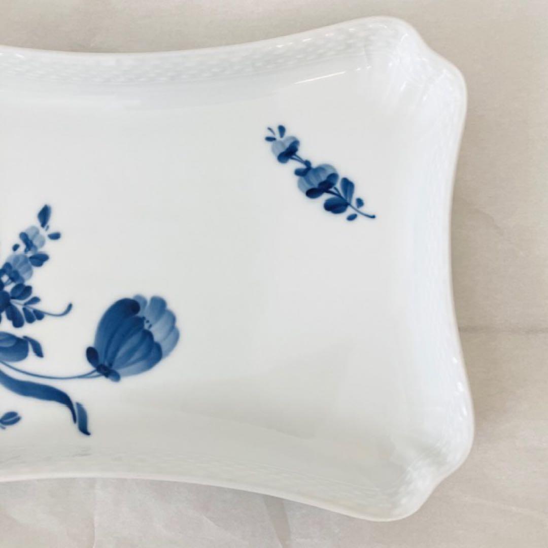   角皿スクエアプレート　ブルーフラワーカーブ