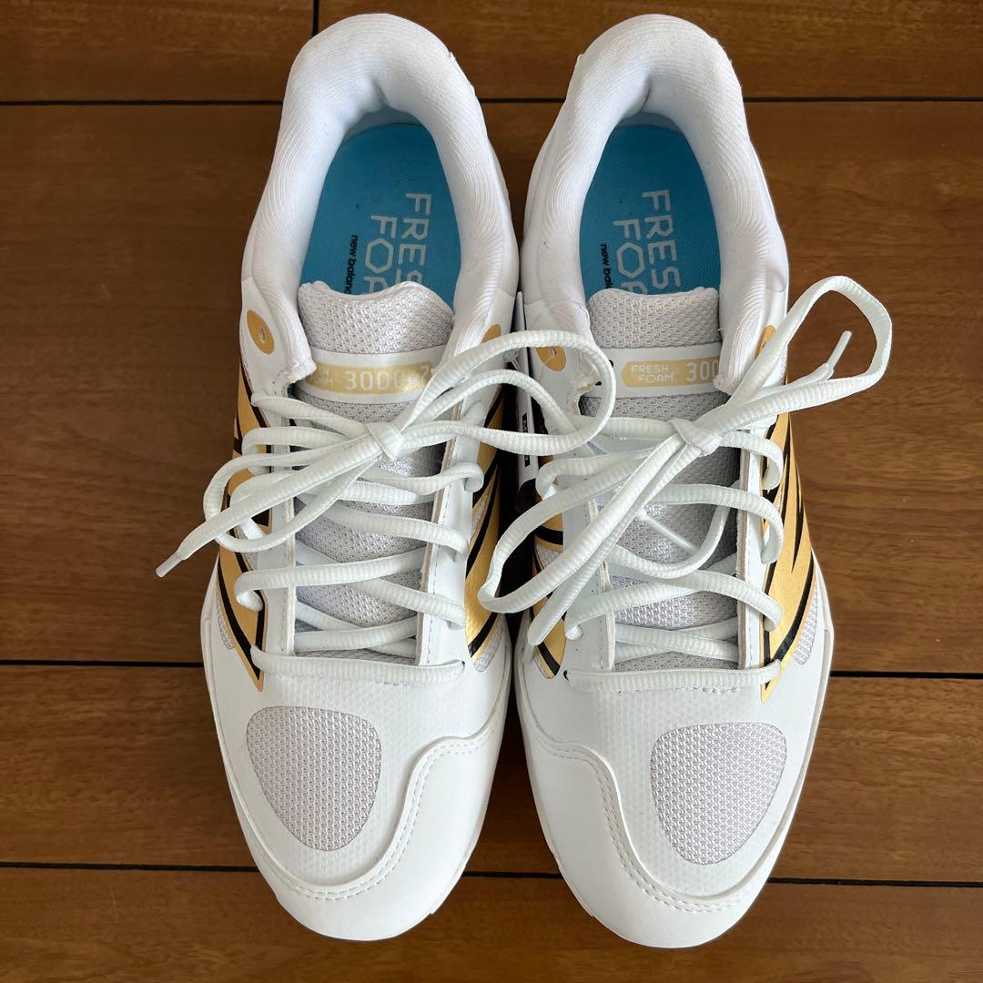 New Balance FRESH FORM スパイクシューズ