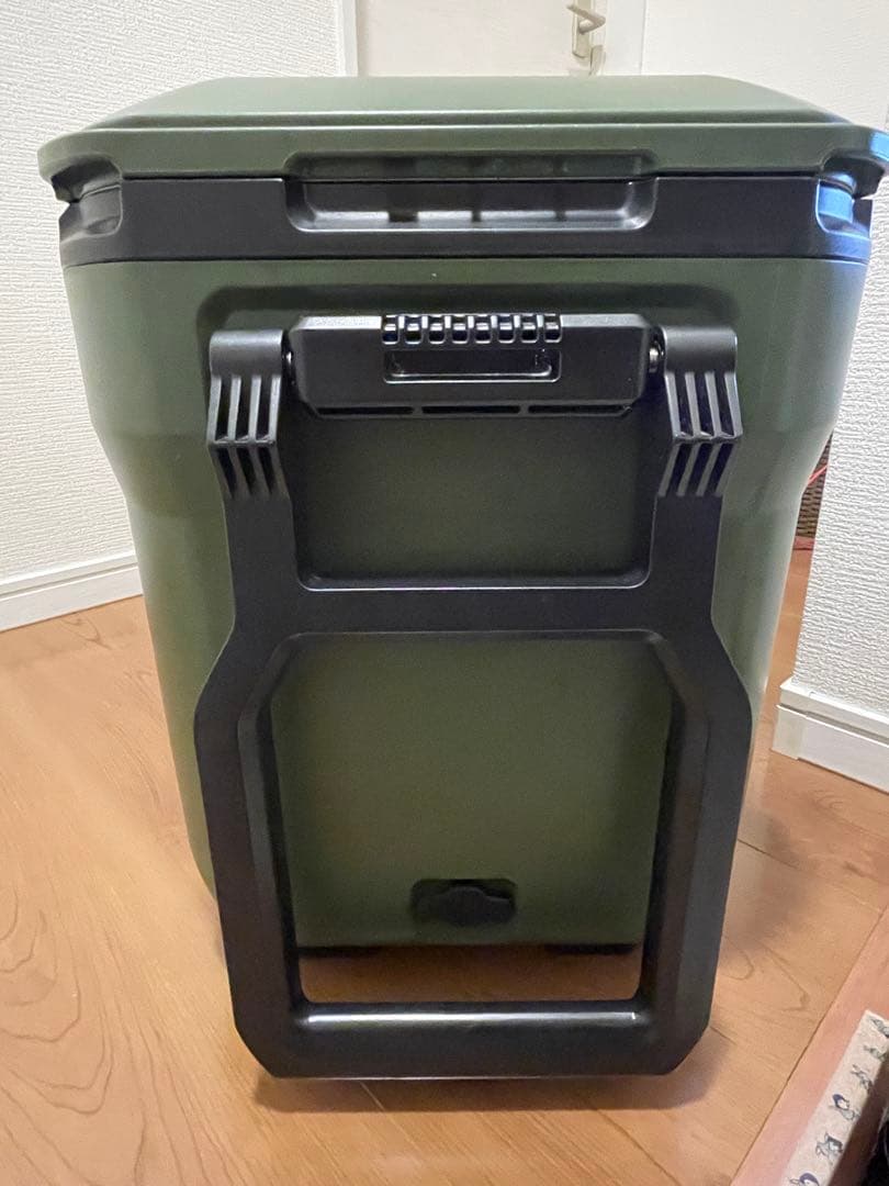 HiKOKI ハイコーキ 冷温庫　UL18DB バッテリー1個つき