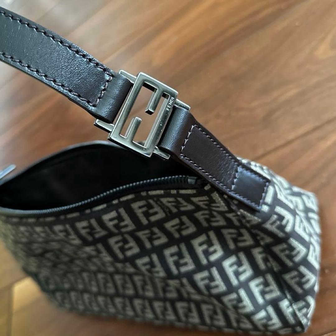 【楓】FENDI フェンディ　ハンドバッグ　ヴィンテージ　ズッカ柄