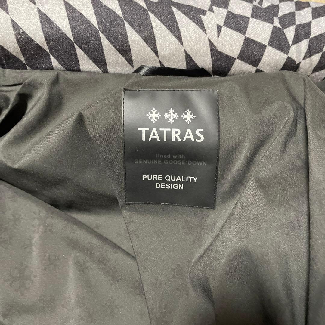 タトラスダウンRライン　グラフィック柄