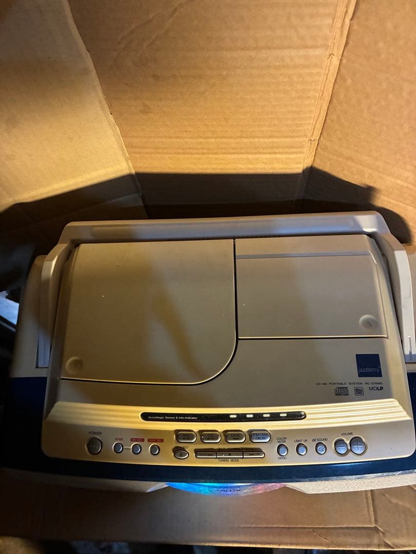 ビクターJVC　RC-G1MD-W CD-MDポータブルシステム　Clavia