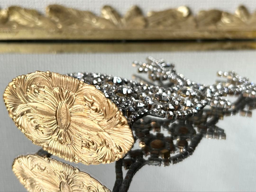 チェコガラス/トナカイ/右向き/クリスマス/オブジェ/卓上/ラインストーン