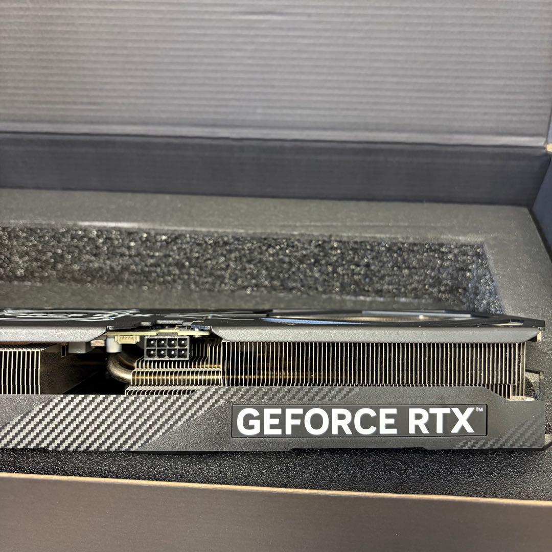 最終値下げ　RTX4070 玄人志向 GALAKURO