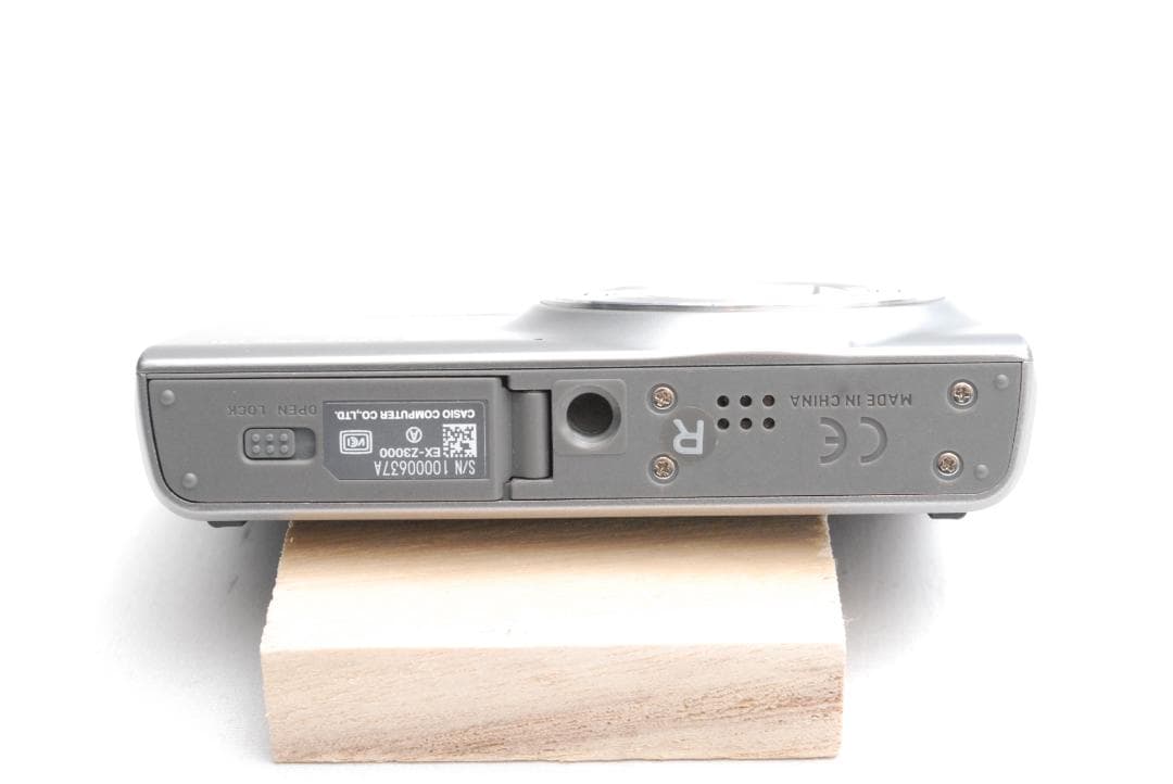 CASIO EXILIM EX-Z3000 (良品）