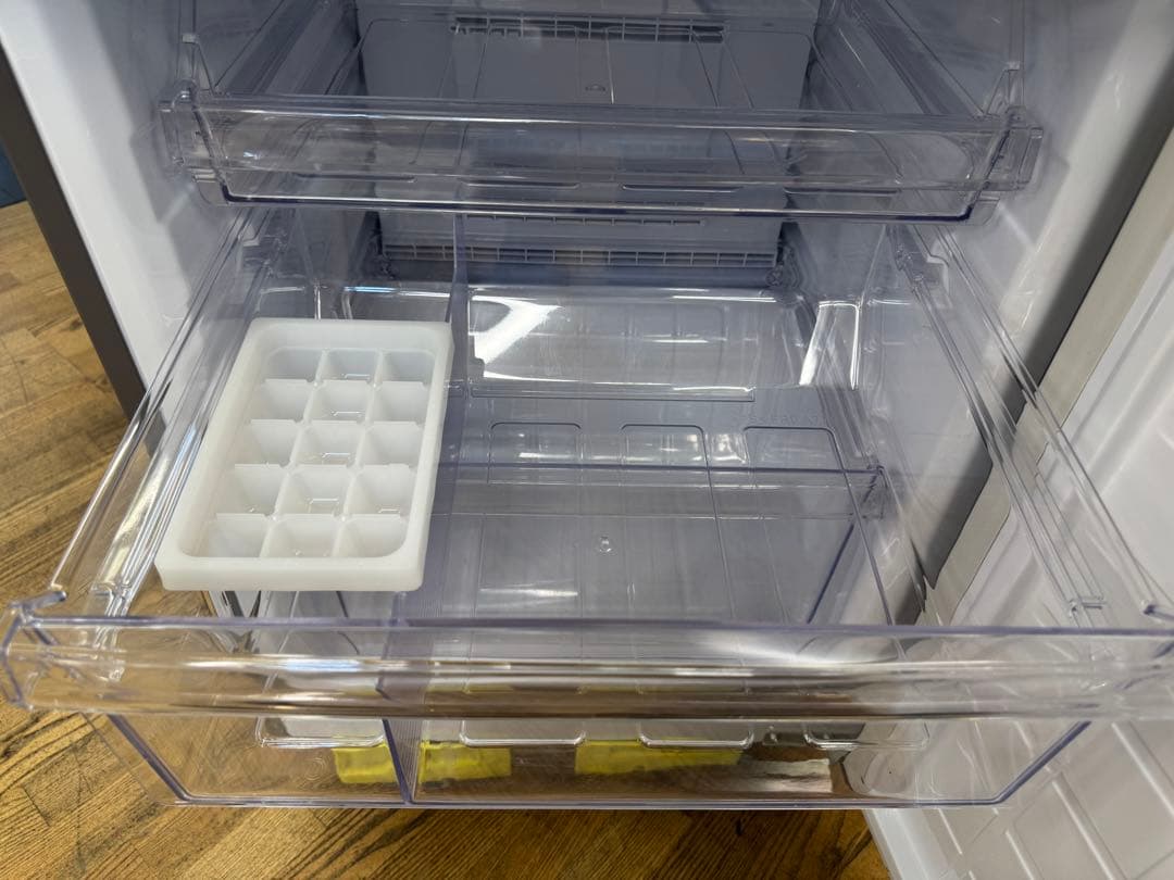 F033 SHARP 冷蔵庫　271L SJ-PD27D 2018年製