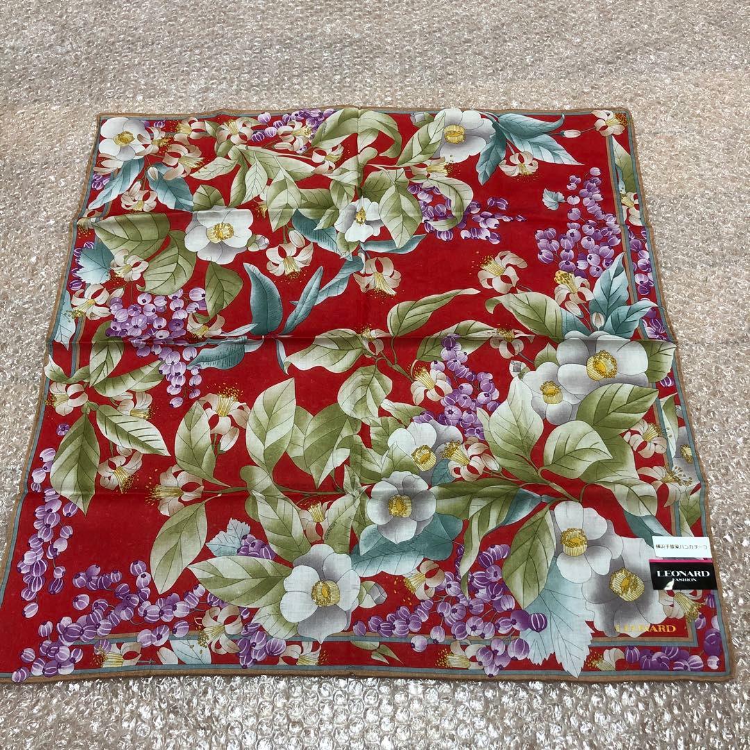 will様おまとめリクエスト3出品より合計4枚レオナールハンカチ 新品未使用