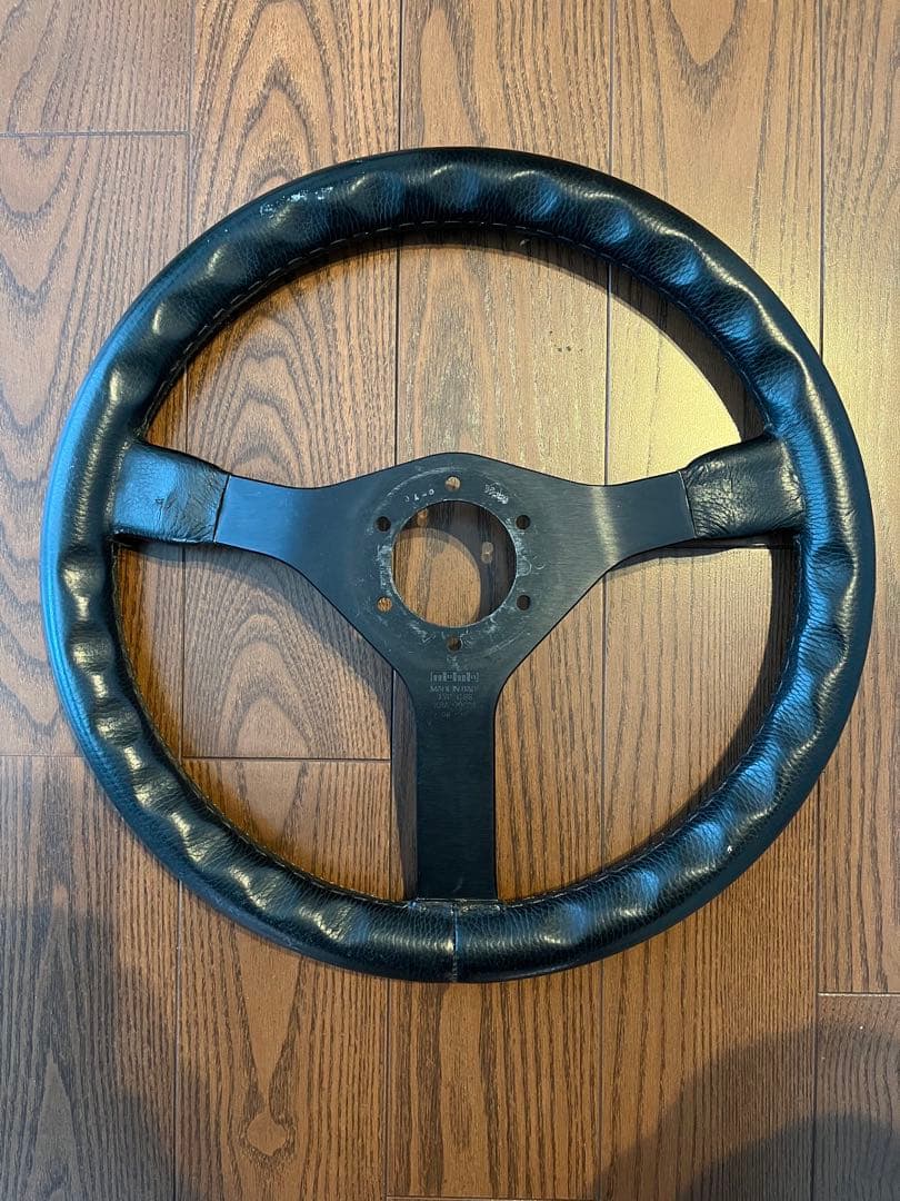 MOMO C38 ステアリング スズキジムニーJA11 スズキ純正オプション