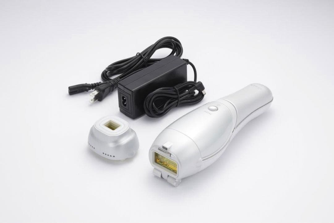 YA-MAN脱毛器美顔器　美肌LEDつき