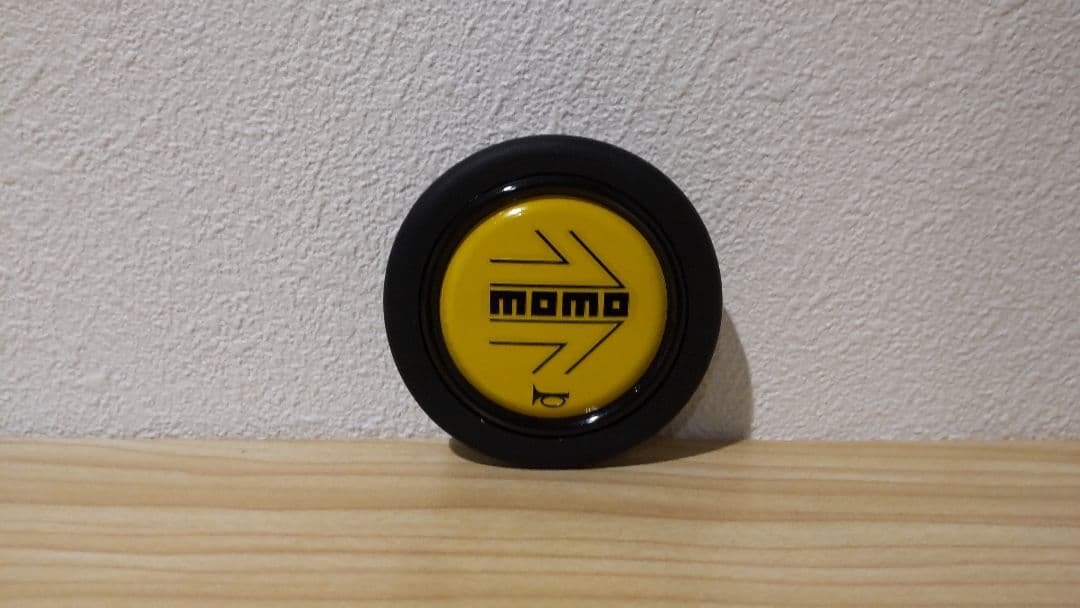 momo ステアリング V35 340mm 黒