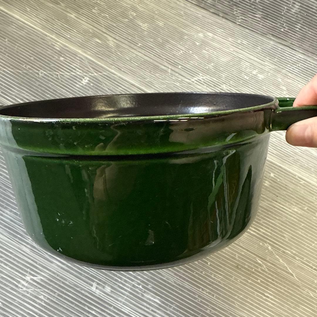 STAUB LA COCOTTE 赤 鍋 22cm 現状品