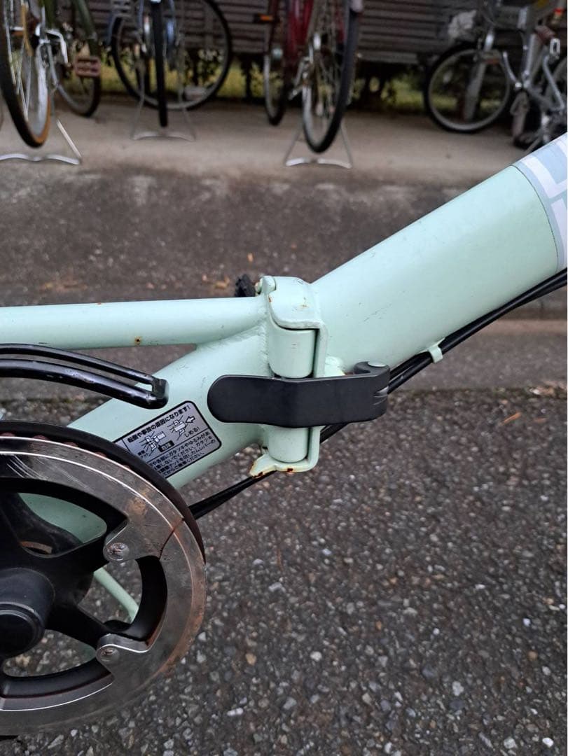 折りたたみ変速六段自転車 ミントグリーン 20インチライト付き