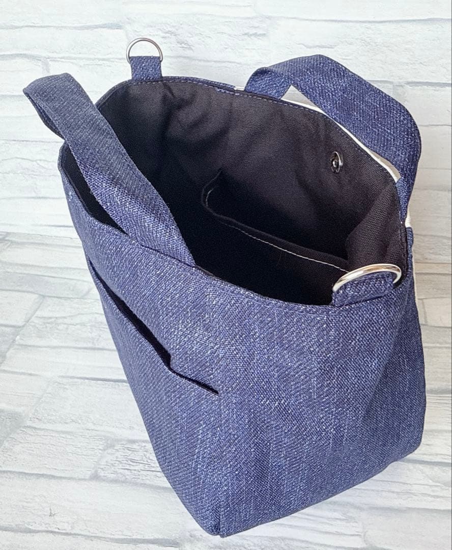 専用　ハンドメイド　刺繍　黒柴犬　お散歩　ミニトートバッグ