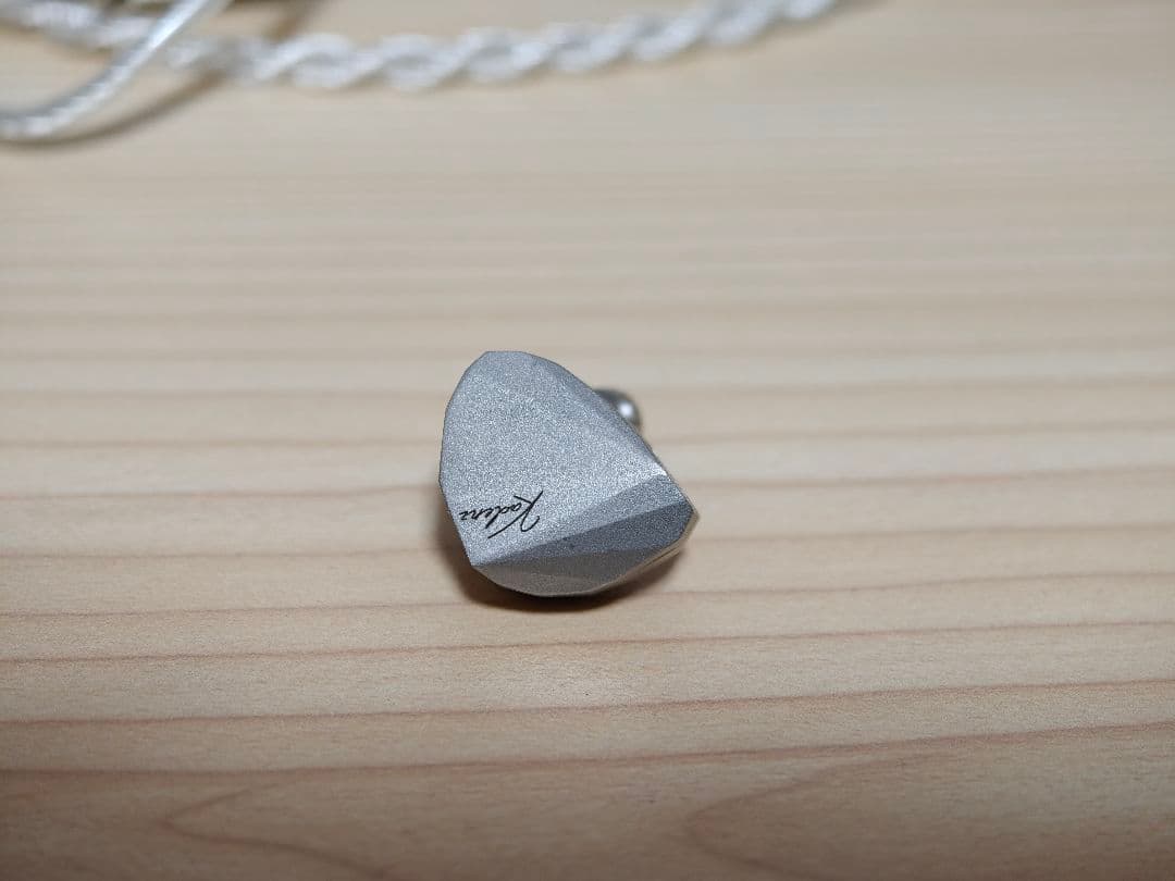 イヤホン Moondrop Kadenz