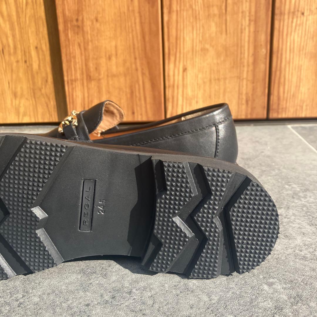 新品　未使用　REGAL ブラック ビットローファー 金具付き　24.5