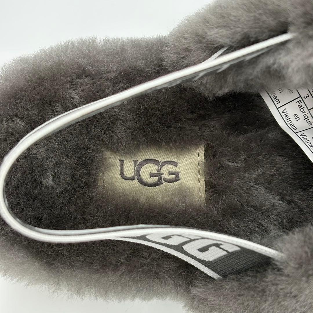新品未使用✨️UGG アグ モコモコ サンダル チャコール 22cm レディース