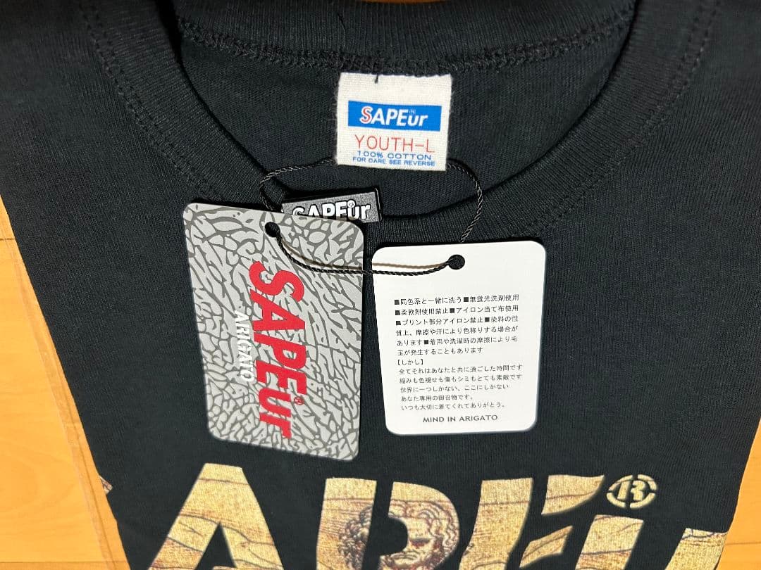 SAPEur Leonardo Da Vinci S/S Tee［YOUTH]