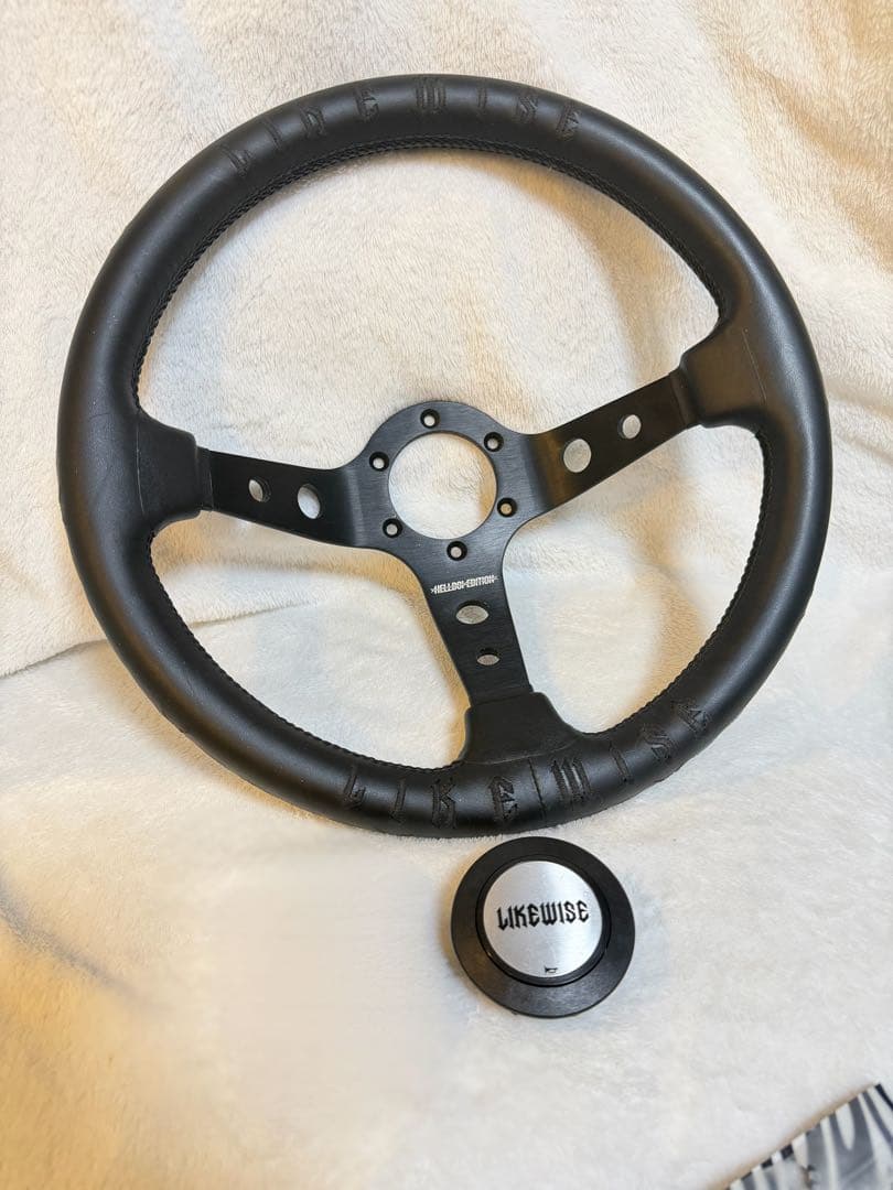 LIKEWISEライクワイズ ステアリングホイール HELLBOI エディション