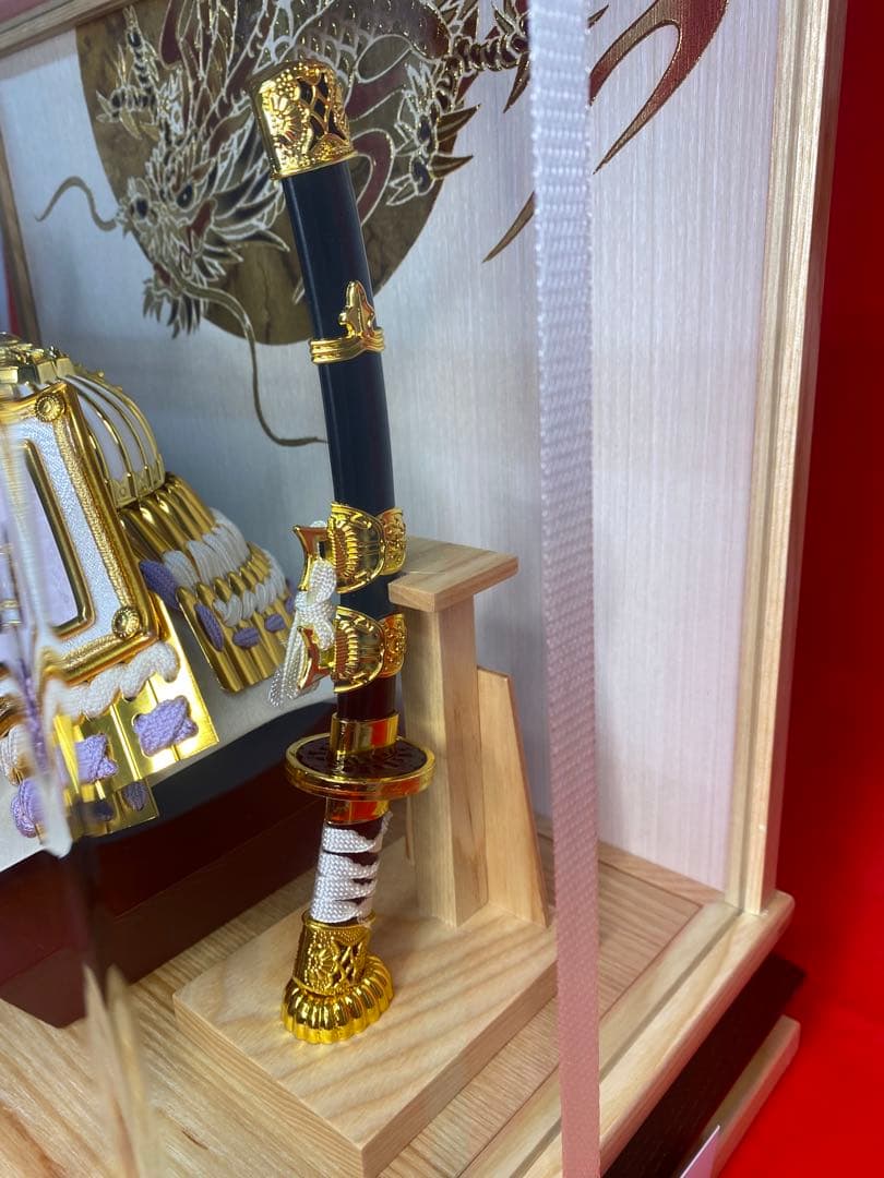 上杉謙信　東京久月　五月人形　兜飾り木目六角パノラマクリルケース入