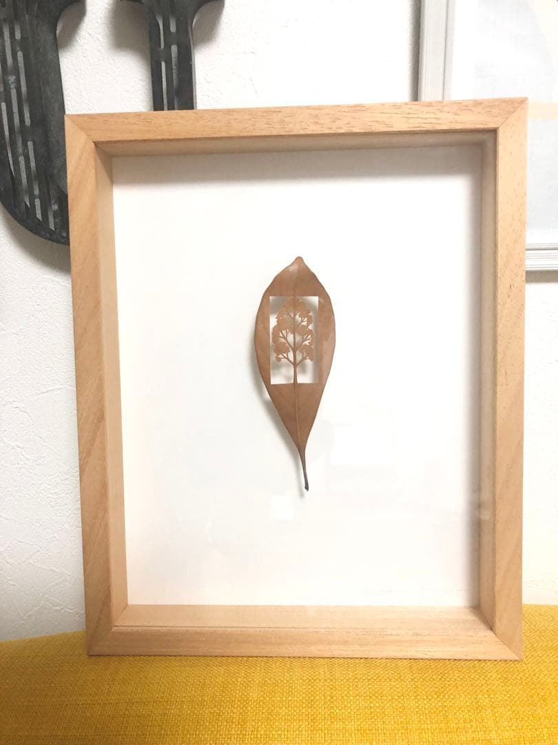 ✨稀少・美品/１点もの/Mitsuru Koga/葉っぱ/切り絵アート