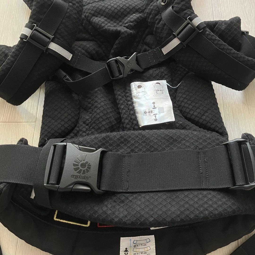 エルゴベビー オムニブリーズ ONYX BLACK 付属品あり
