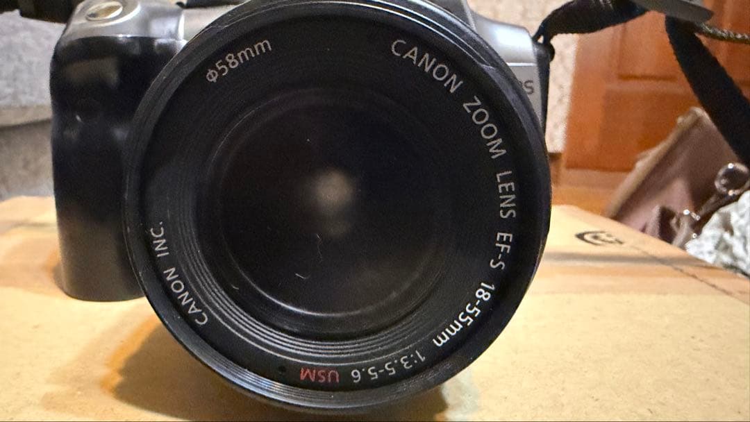 Canon デジタル一眼レフカメラ　EOS digital