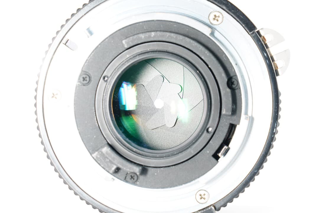 【寄れる】Nikon Ai-s Nikkor 28mm F2 ニコン 388