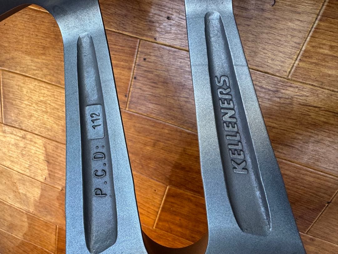  KELLENERS 18インチ スタッドレスタイヤセッ225/45R18