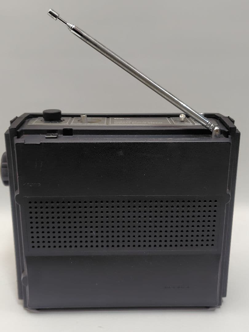 VICTOR　F-240　MW/SW/FM 3バンド ラジオ