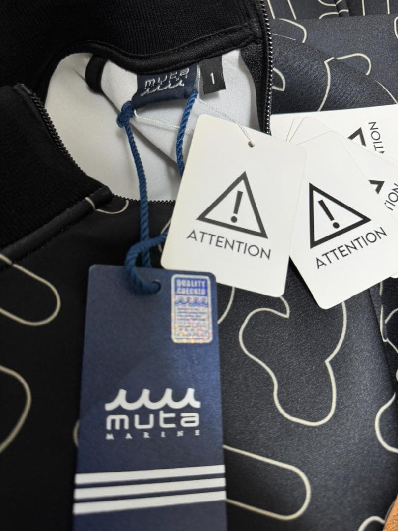 新品タグ付mutaMARINE ゴルフボンディングワンピース サイズ1 ブラック