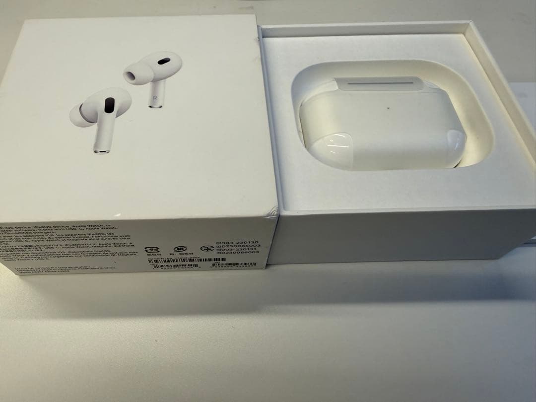 値下げ　AirPods Pro2 純正品 ワイヤレスイヤホン本体