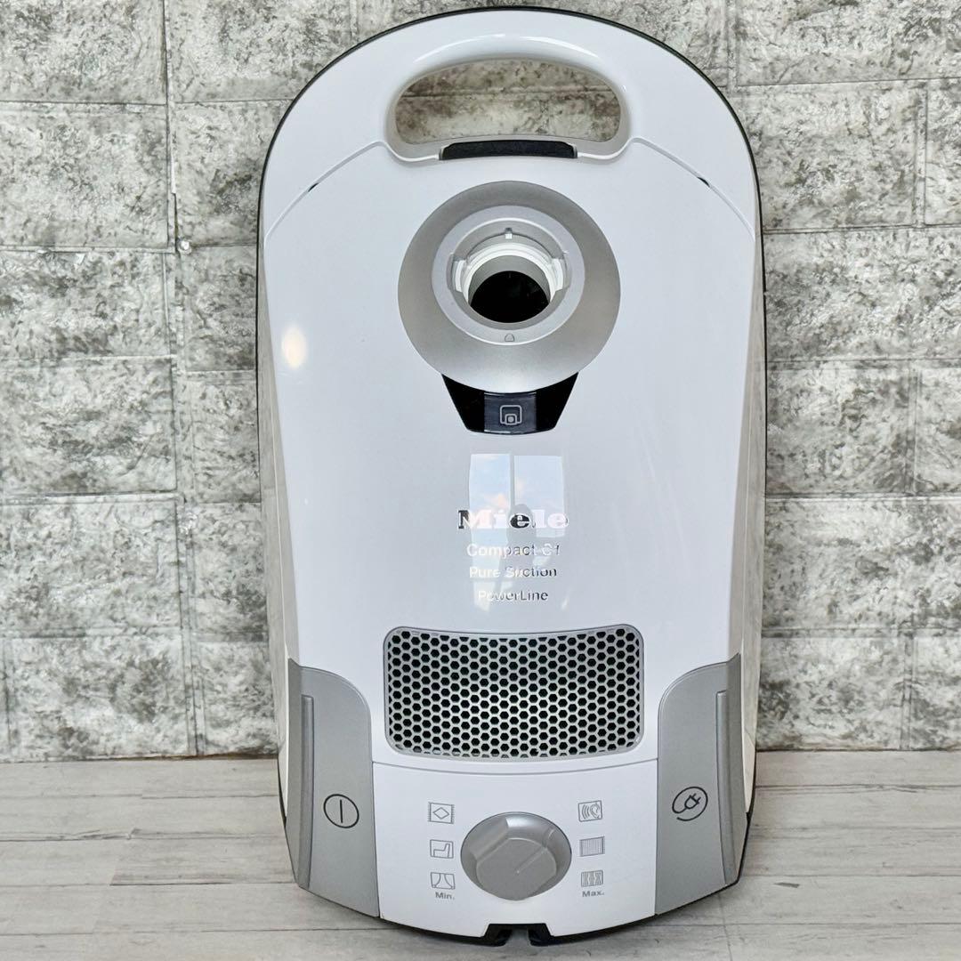 掃除機・クリーナー Miele Compact C1 Pure Suction SCA03