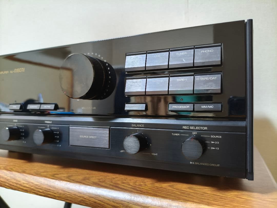 SANSUI AU-α607i 山水電気 プリメインアンプ