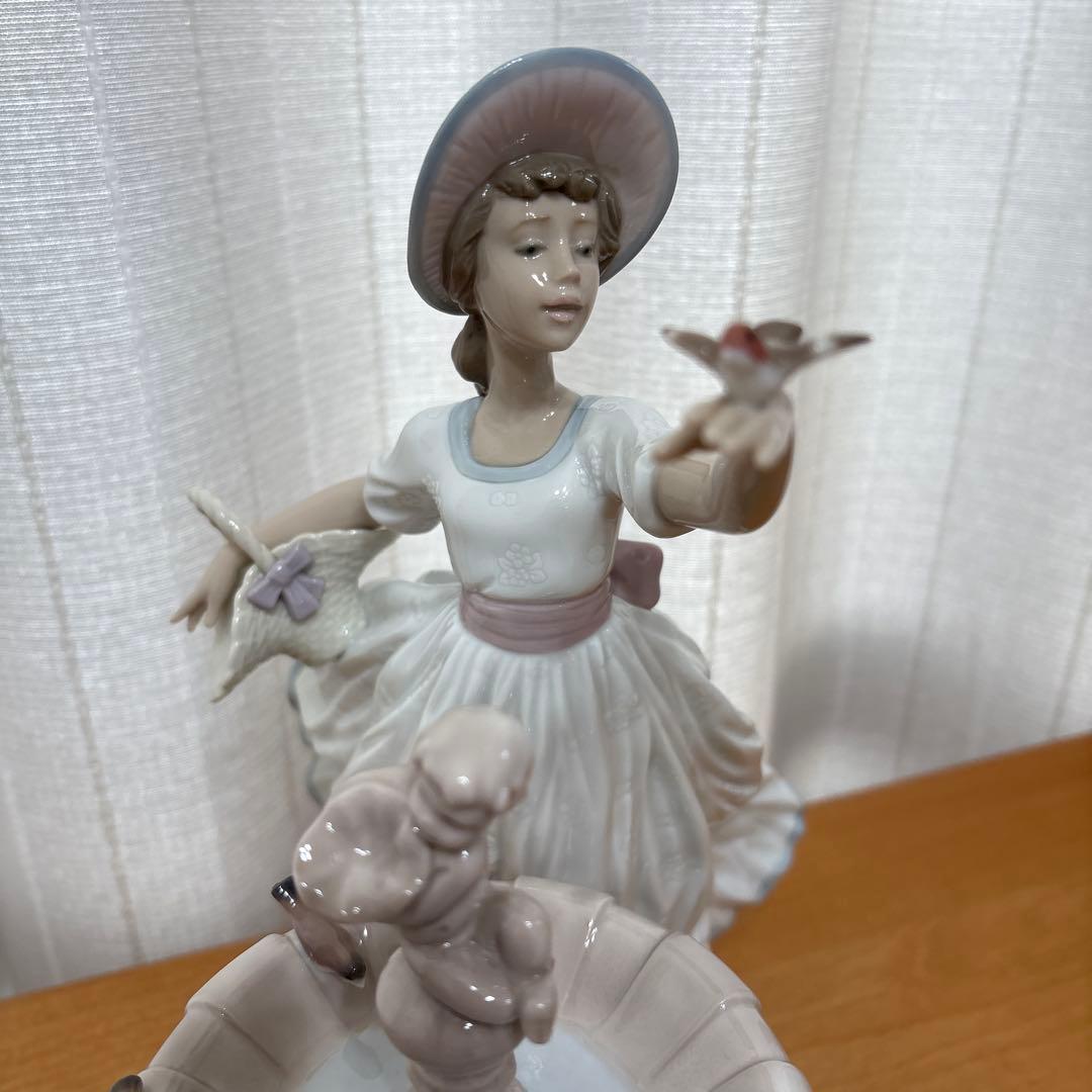 リヤドロLLADRO 「春を告げる小鳥たち」　 新品