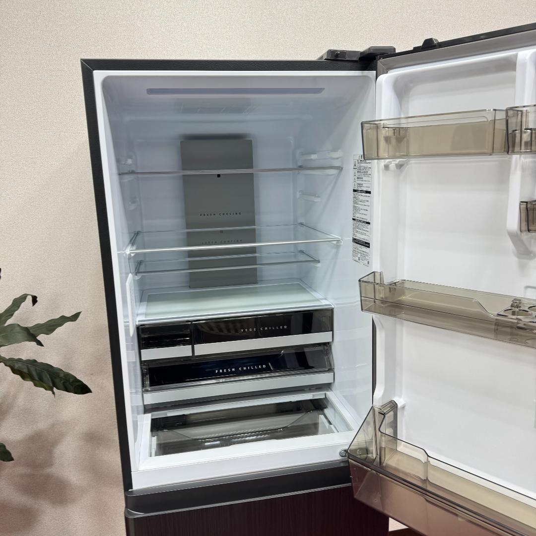 東京23区送料無料　展示未使用品2025年製AQUA4ドア冷蔵庫　洗浄/除菌済み