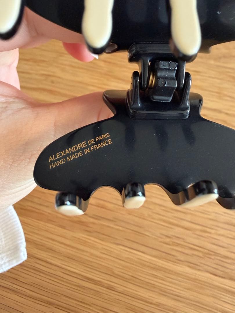 ALEXANDRE DE PARIS LISERAI S クリップ