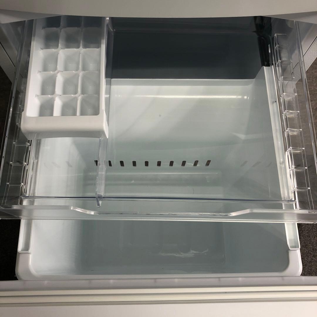 【極美品】TOSHIBA　ノンフロン冷凍冷蔵庫　GR-W15BZ1　2025　K