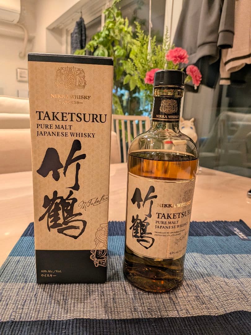 ニッカ 竹鶴 ピュアモルト ウイスキー 700ml 43% 箱あり 未開封