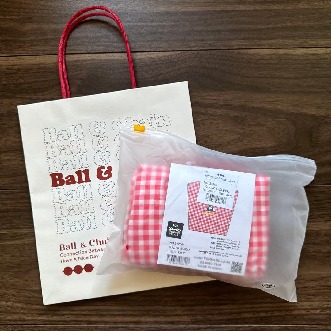 ボールアンドチェーン　YELLOW LABEL サンリオ　ハローキティ