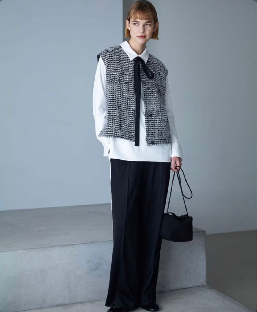 iCB今季　マラボーテＷジョーゼット ボウタイ付きシャツカラートップス