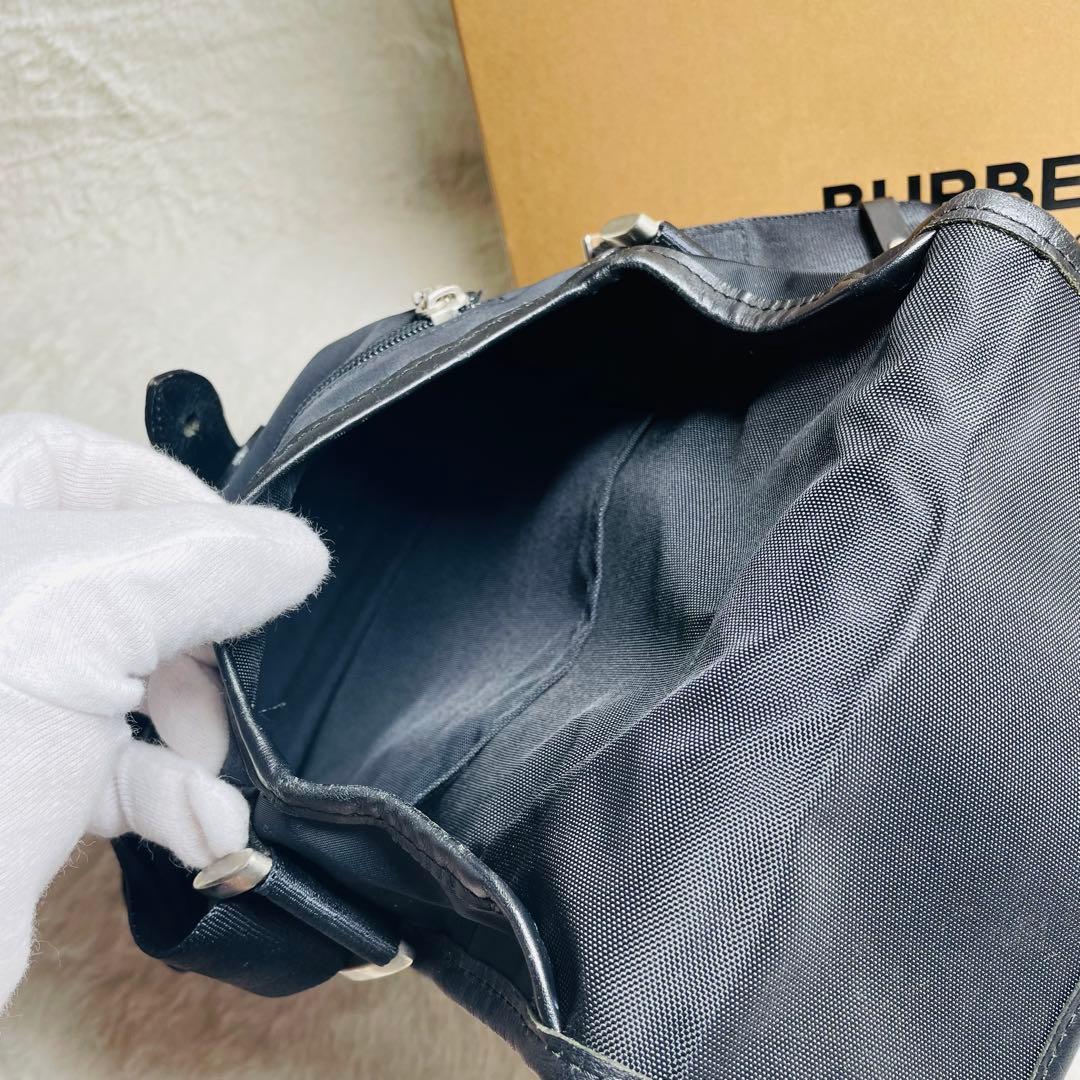 未使用級　正規品　激レアBURBERRY BLACK LABELショルダーバッグ