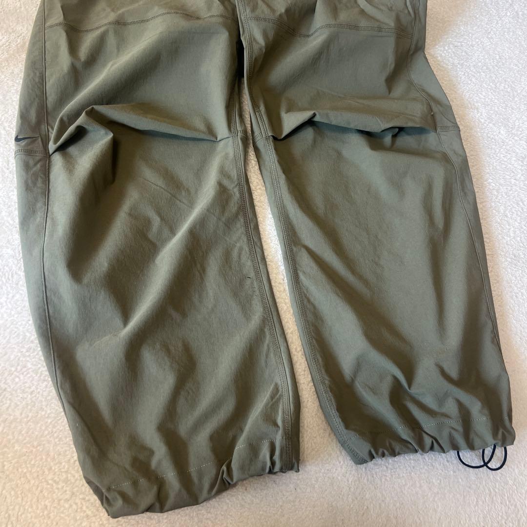 Nike フード付きナイロンジャケット