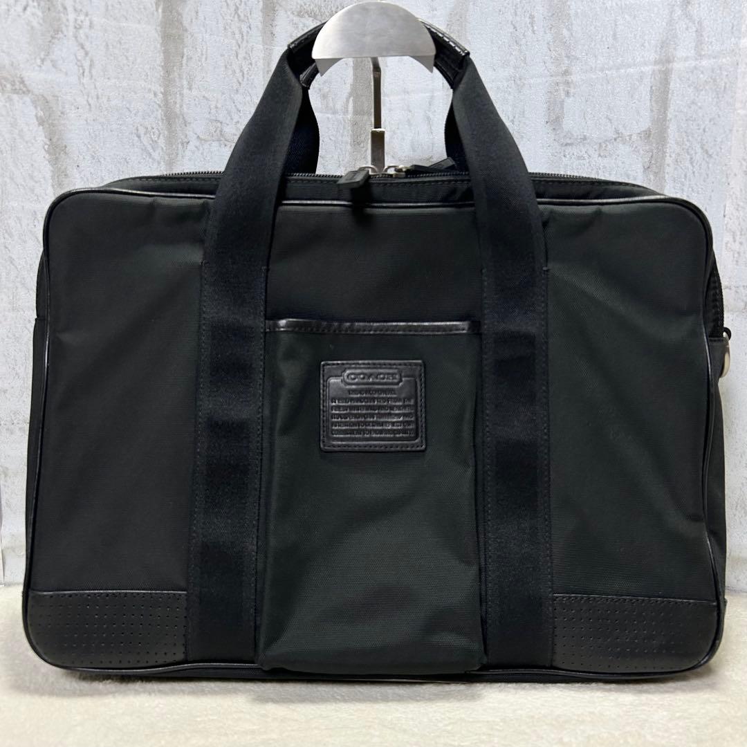極美品♡coach ブリーフケース　大容量ビジネスバッグ　A4収納　ショルダー有