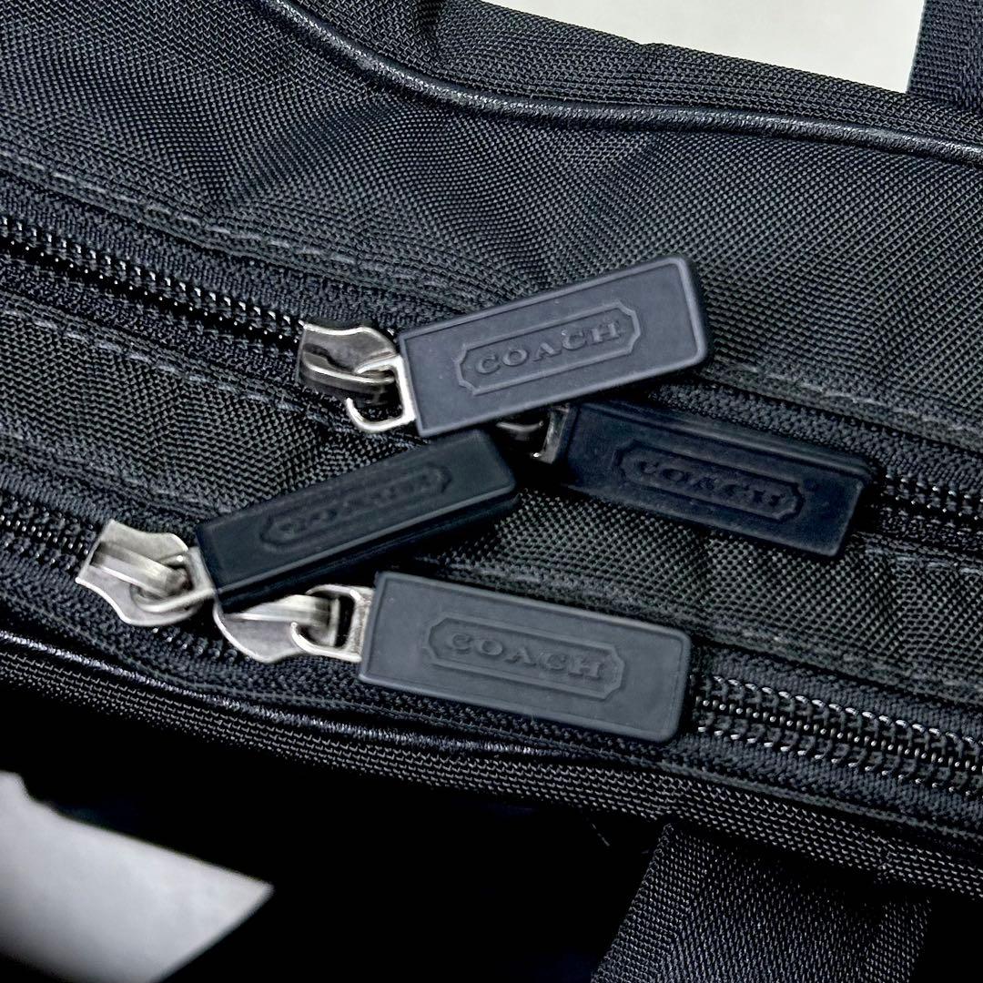 極美品♡coach ブリーフケース　大容量ビジネスバッグ　A4収納　ショルダー有