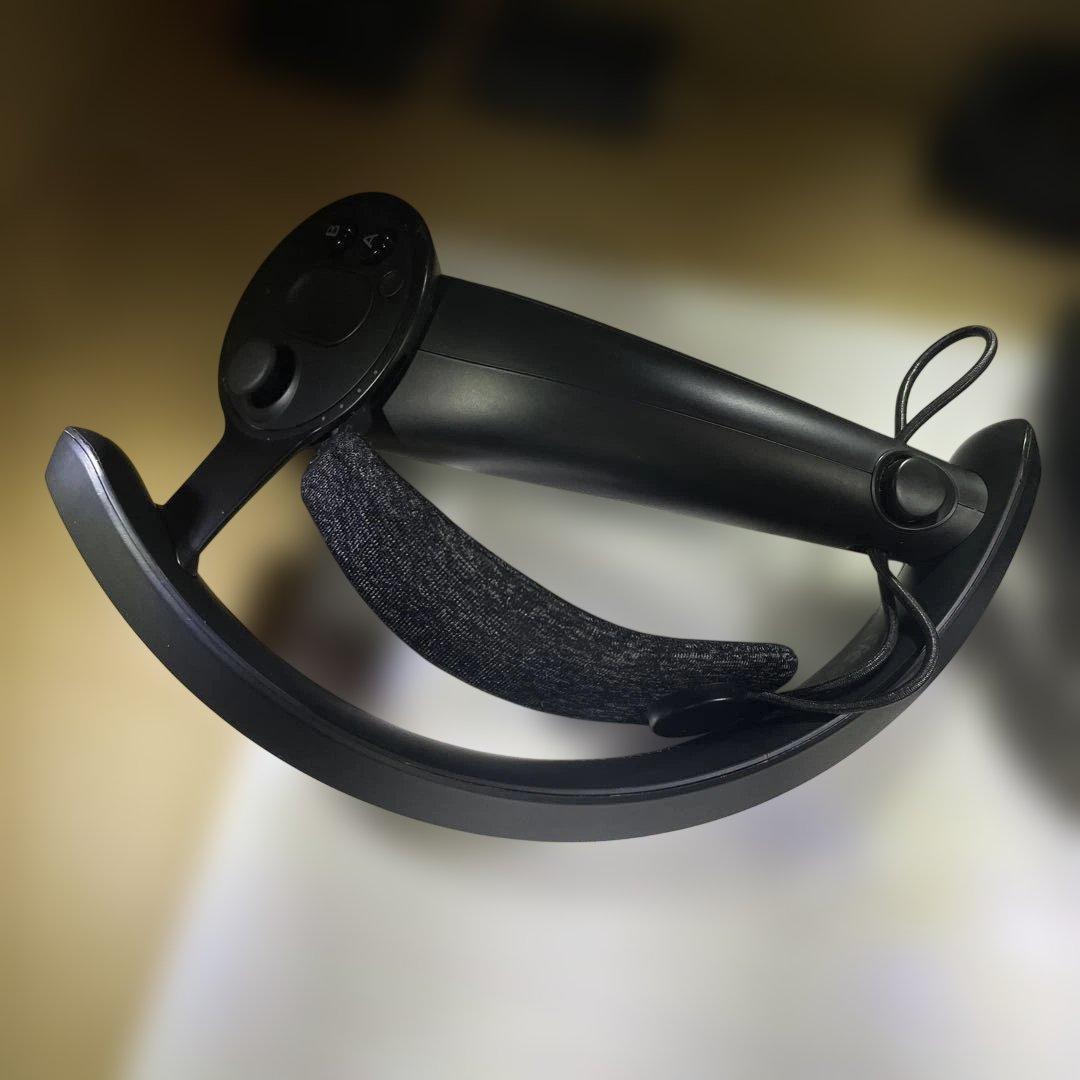 良い　valve indexコントローラー左右セット 動作確認済み　清掃済み