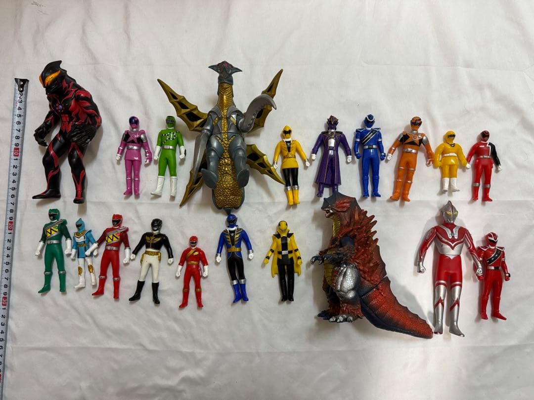 特撮ソフビ　まとめ売り　ウルトラ怪獣　バトラ　ソフビ　フィギュア　メルバ