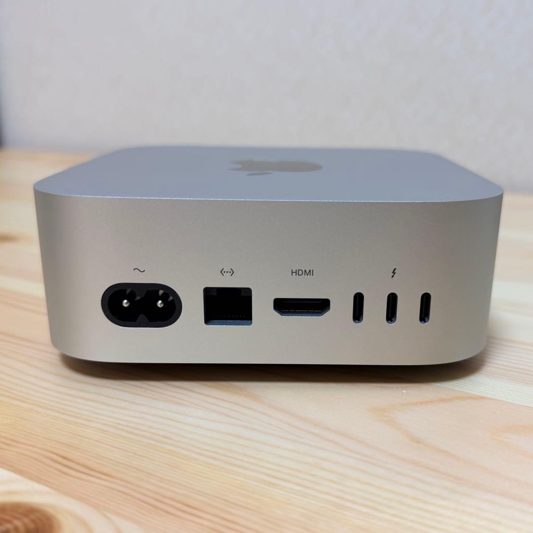 M4 Mac mini 16GBメモリ　256GB SSD