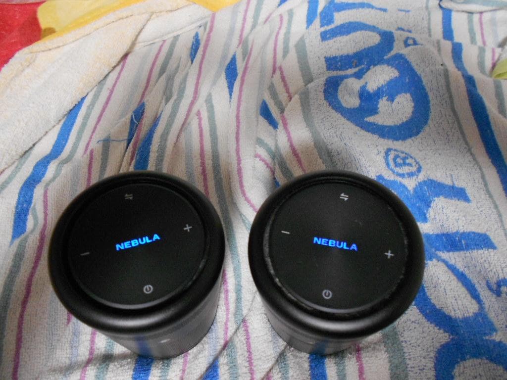 NEBULA Capsule 2台　本体のみ　映像がでるのみ確認 D4111